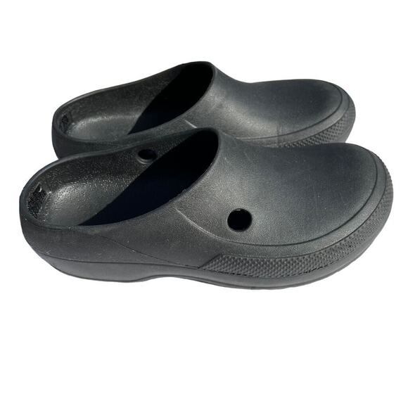 Crocs Unisex Classic Clogs Shoes Rubber Slip On Comfort Black Casual Comfy - Picture 1 of 11